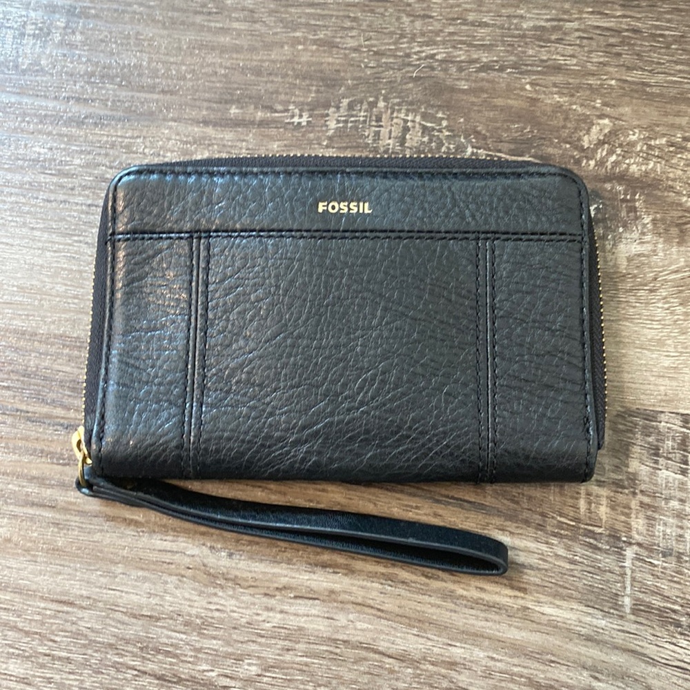 Fossil Wristlet!